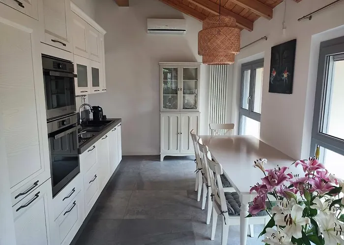 Villa Olia House